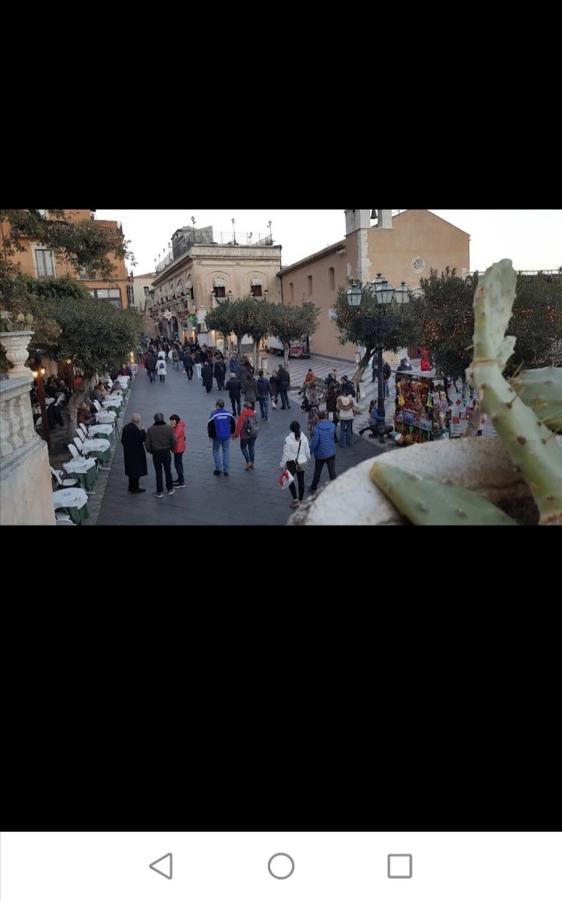 Al Teatro Antico Rooms & House Taormina Exterior photo